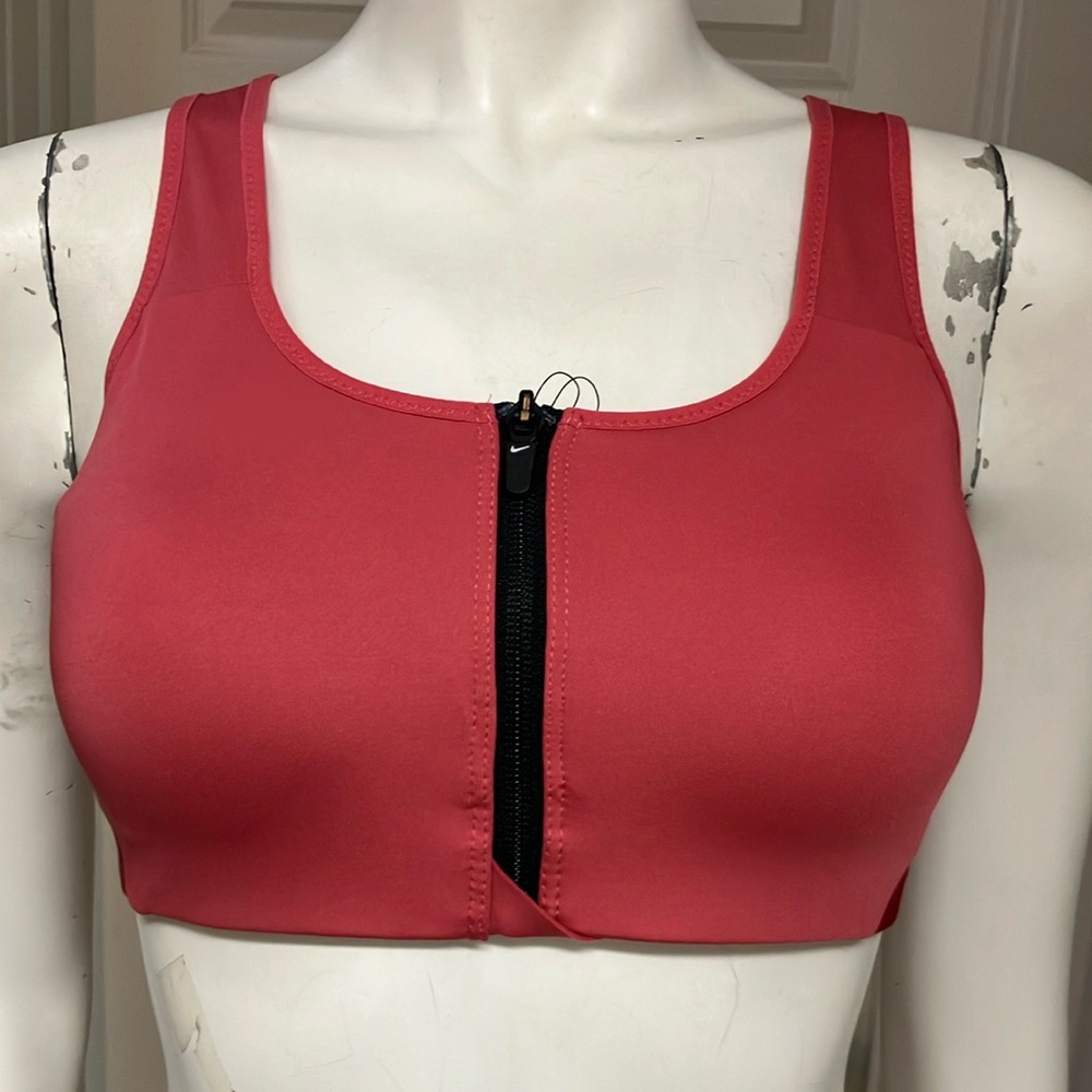 Nike Adjustable Athletic/Athleisure Sports Bra, NWT!